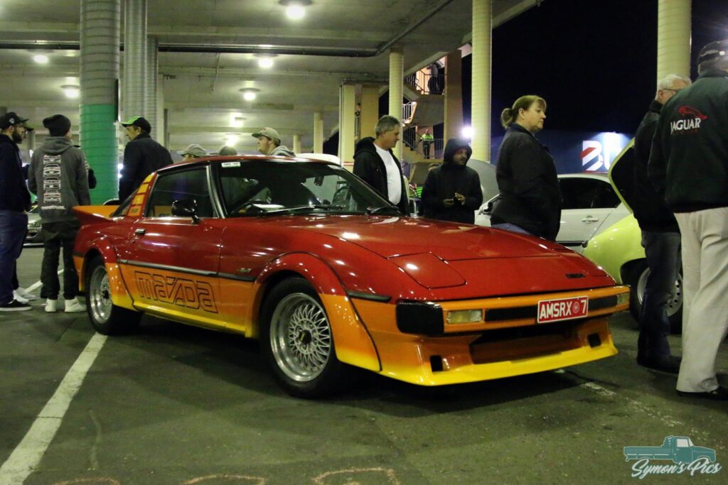 052