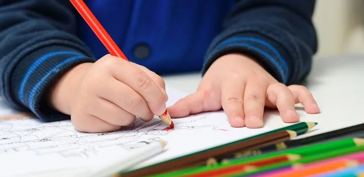 Yeshua Assst colouring in